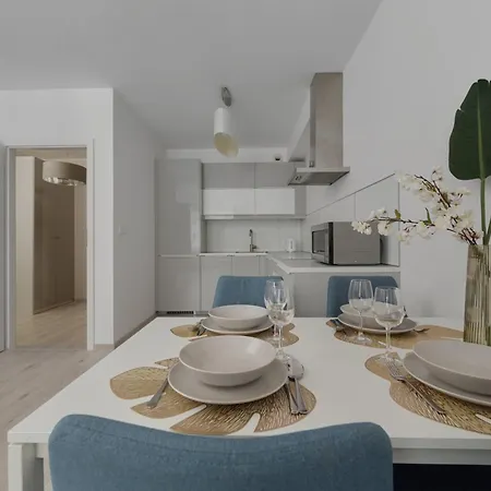 Luxurious Apartments With Balcony & Parking Gwiazdzista Wroclaw By Noclegi Renters Exterior photo